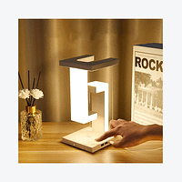 lampa 2 Lampa cu incarcare wireless si levitatie magnetica – ideala pentru dormitor, birou si decor modern -fara alimentator